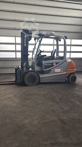 Electric - 4 wheels Still RX60-50