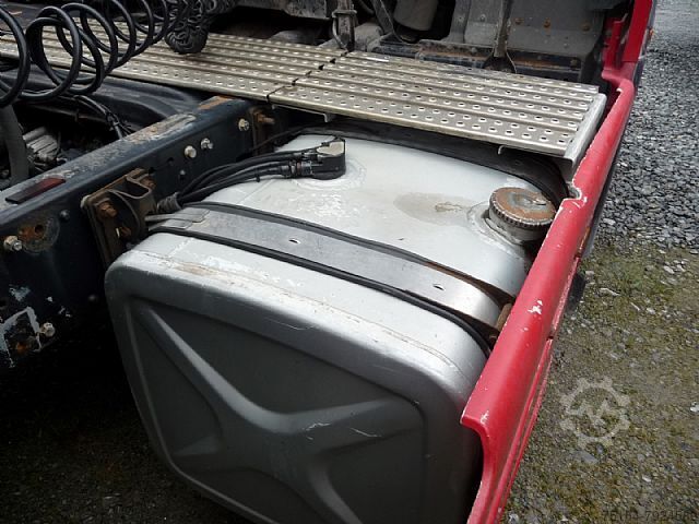 Standard dragbil MAN 18.530 FLLS