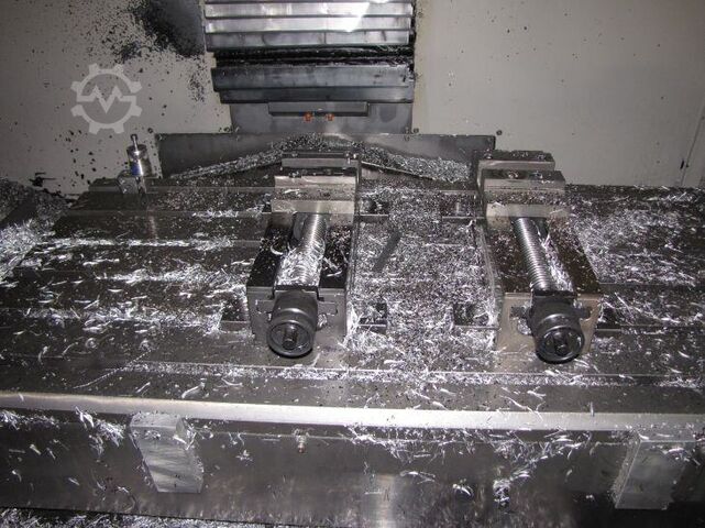 Centro de usinagem CNC - 3 eixos POSmill E1100