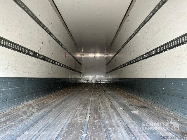 Semirimorchio furgonato Trouillet Semitrailer Dryfreight Mega
