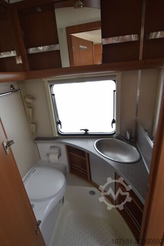 Caravan FENDT Diamant 495 TG mit Mover und Vorzelt