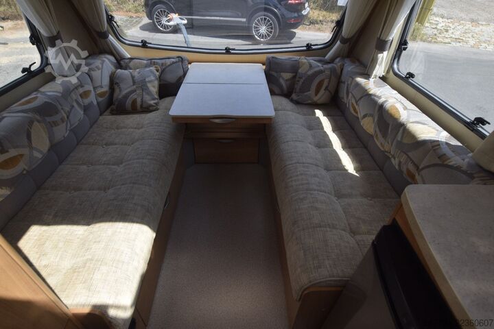 Caravan SPRITE Super 390 mit Mover und Vorzelt