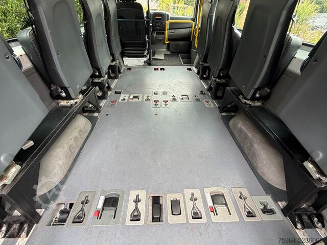 Minibus MERCEDES-BENZ Sprinter 314 BlueTEC 9SitzeRollstuhllift Störung