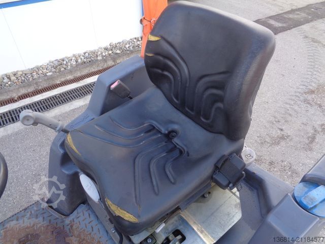 Μονότυμπανο οδοστρωτήρας HAMM HD 12 VV Kubota Diesel 2500 kg