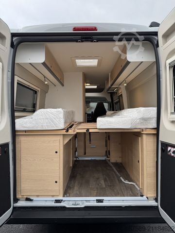 Camper van SUNLIGHT Cliff 640, 6E,16" Alufelgen,REMIS,Markise,AKTION