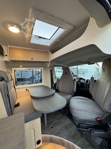 Camper van SUNLIGHT Cliff 640, Autom,6E,AWT isol,REMI,Markise,AKTION