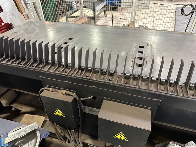  Mazak EMC3015
