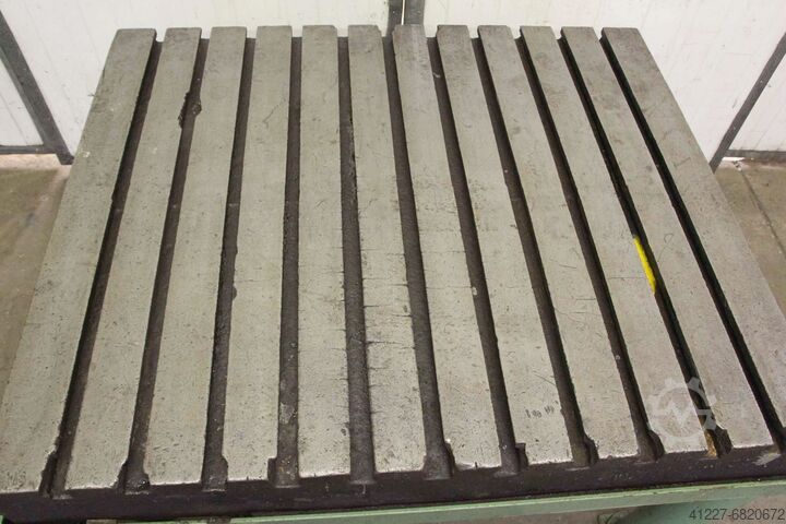 Spændeplade med T slids unbekannt 1350/1150/H825 mm