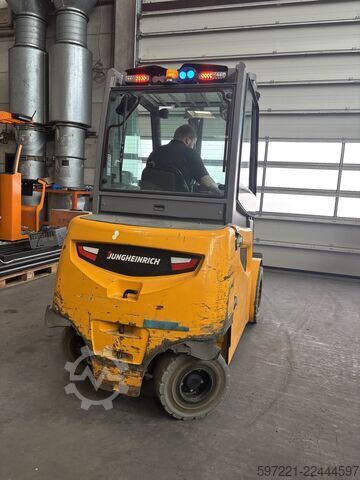 Elettrico – 4 ruote Jungheinrich EFG 540ks
