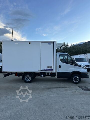 Refrigerated van Iveco Daily 35c16