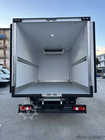 Refrigerated van Iveco Daily 35c16