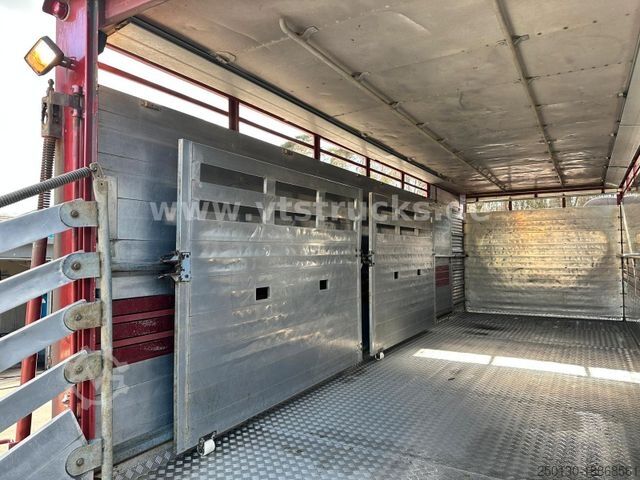 Szarvasmarha-szállító teherautó MERCEDES-BENZ Actros 1841 MP3 1.Stock Köstner Viehaufbau