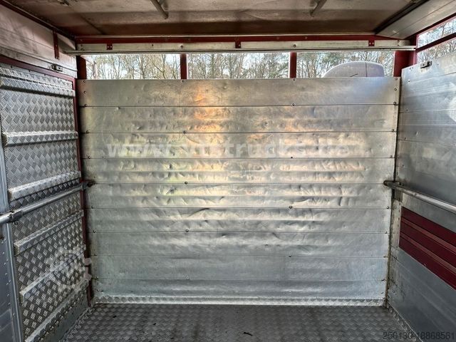 Szarvasmarha-szállító teherautó MERCEDES-BENZ Actros 1841 MP3 1.Stock Köstner Viehaufbau