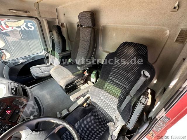 Szarvasmarha-szállító teherautó MERCEDES-BENZ Actros 1841 MP3 1.Stock Köstner Viehaufbau