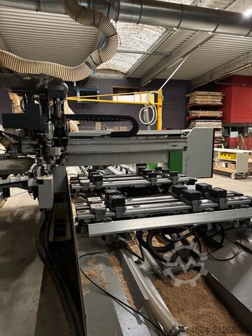 Obradni centar BIESSE ROVER B EDGE