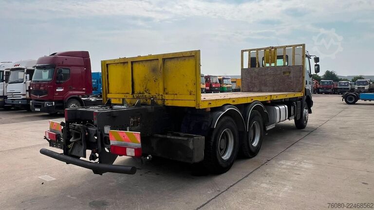 Platte bak Renault Kerax 450 DXI (BOITE MANUELLE / 6X4 / LAMES / R...