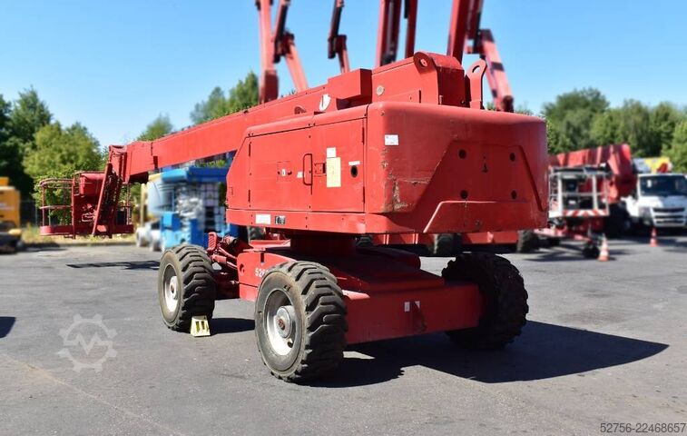 Plataforma telescópica Aichi SP21AJ