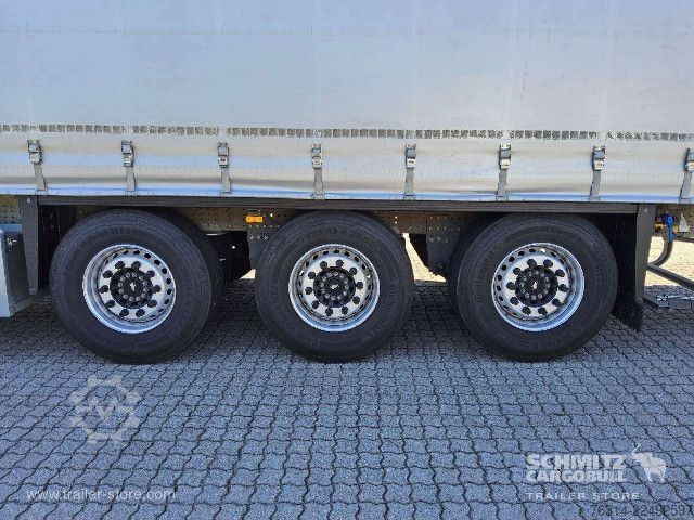 Semirremolque abierto con toldo Schmitz Cargobull Curtainsider Standard Getränke