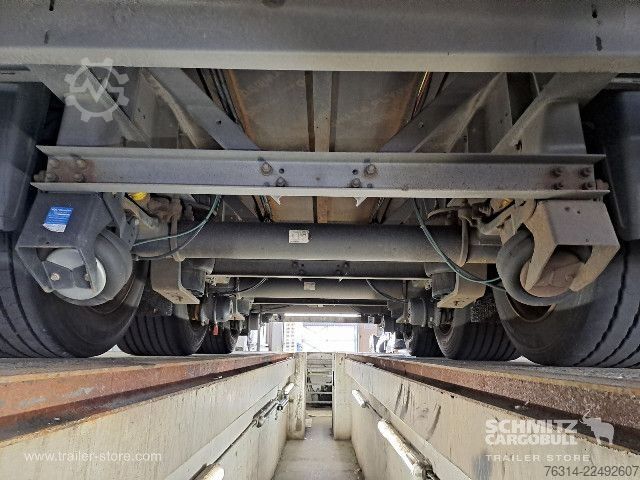 Semirremolque abierto con toldo Schmitz Cargobull Curtainsider Mega Getränke