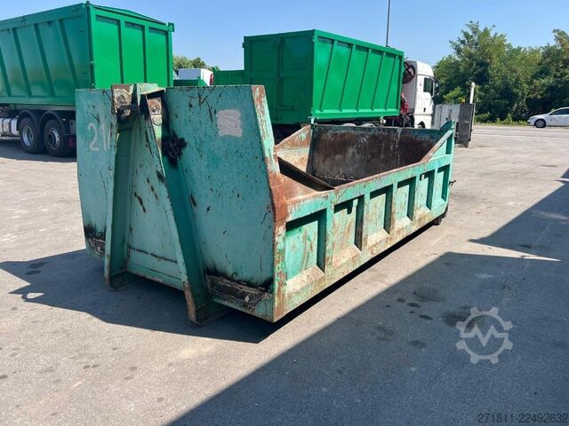 Roll-off container  CONTAINER SCARRABILE USATO A CIELO APERTO