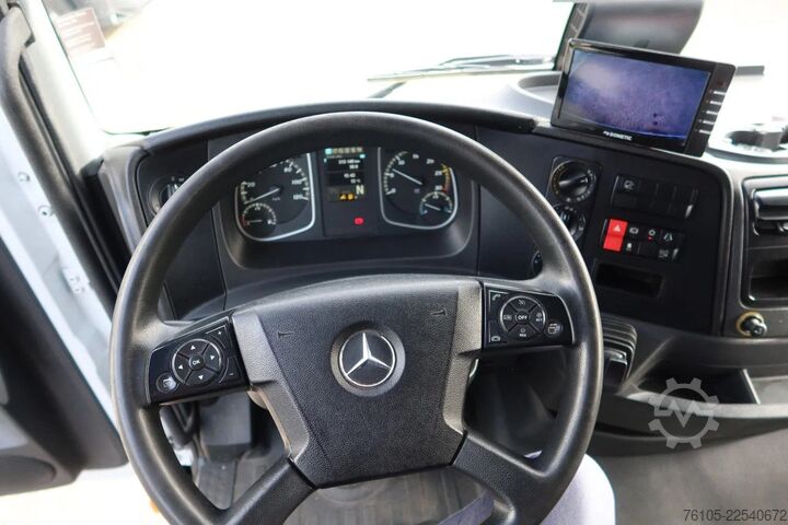 Valiză Mercedes-Benz Atego 1218 1218 L Bak+Klep Dhollandia 1500 kg