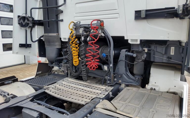 Standart-SZM Renault T T 520 HIGH SLEEPER 4x2 EURO 6 - 33-BPH-4