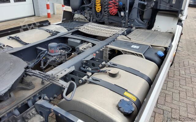 Standart-SZM Renault T T 520 HIGH SLEEPER 4x2 EURO 6 - 33-BPH-4