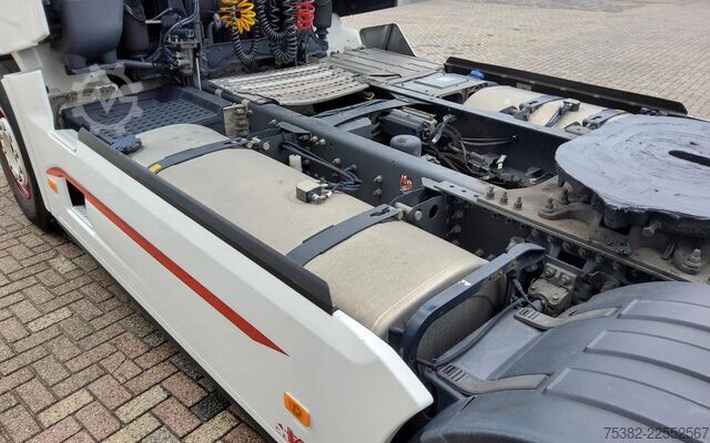 Standart-SZM Renault T T 520 HIGH SLEEPER 4x2 EURO 6 - 33-BPH-4