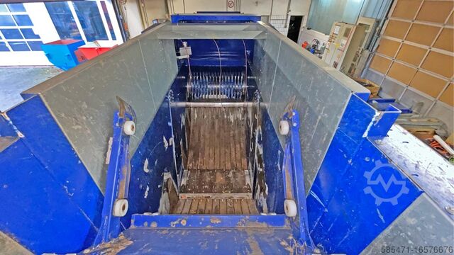 Presă de balotat Strautmann BaleTainer