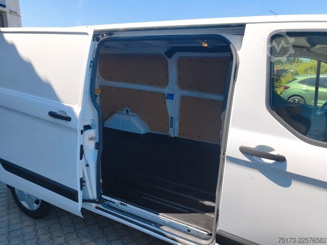 Furgon blaszak FORD Transit Custom Kasten 320 L2H1 Trend 130PS Autm.