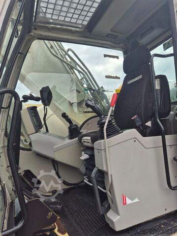 Kettenbagger LIEBHERR Liebherr R924 Compact Litronic*Top Zustand*Klima
