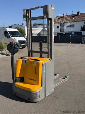 Pallstaplare Jungheinrich EJC 112z cold store/ Lion 2021y/ 653h/ initial