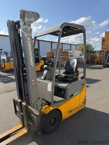Elektromos – 3 kerék Jungheinrich EFG 110 2022y/ 3.3m/ 1127h