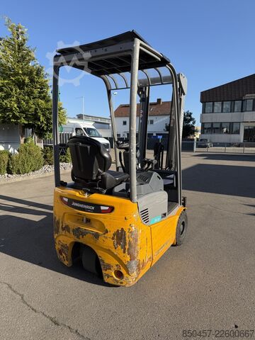 Elektromos – 3 kerék Jungheinrich EFG 110 2022y/ 3.3m/ 1127h