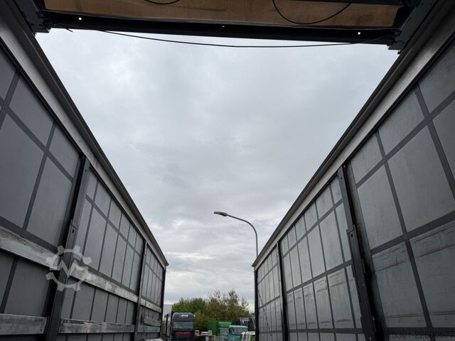 Auflieger  Göbel Rollerbett Mega AIRCARGO Hyrdraul. Hubdach