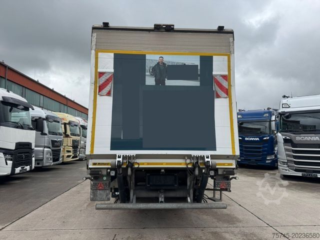 Dobozos teherautó MERCEDES-BENZ ACTROS 2545*KOFFER*LIFT*ALCOA*DURCHLADESYSTEM*