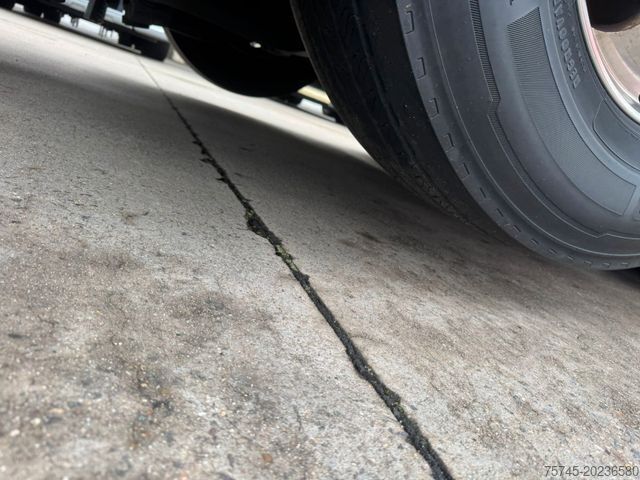 Dobozos teherautó MERCEDES-BENZ ACTROS 2545*KOFFER*LIFT*ALCOA*DURCHLADESYSTEM*