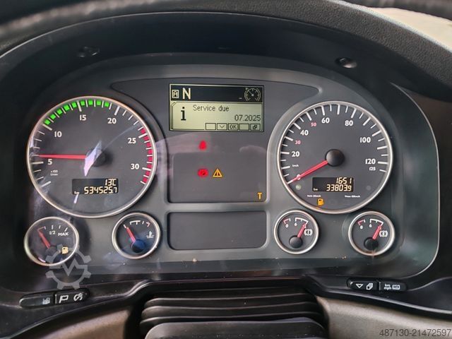 Standardowy ciągnik siodłowy MAN TGX 18.440