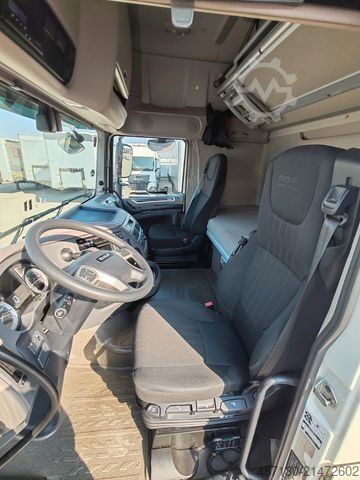 Ciągnik siodłowy typu volume DAF XF 106.480 SSC mega