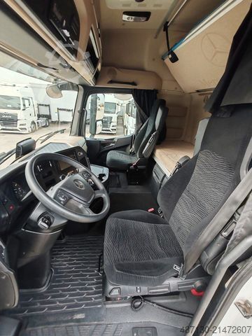 Standardowy ciągnik siodłowy MERCEDES-BENZ ACTROS 1851 Prime