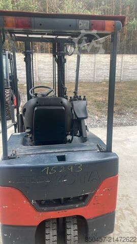 Elektryczny – 3 koła Toyota 7FBEF18