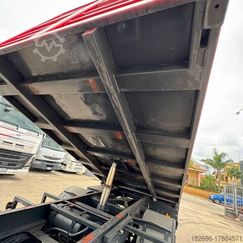 Traktör Iveco EuroCargo 75e17