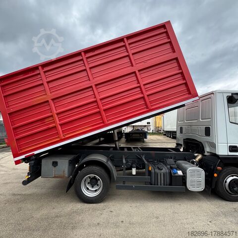 Traktör Iveco EuroCargo 75e17