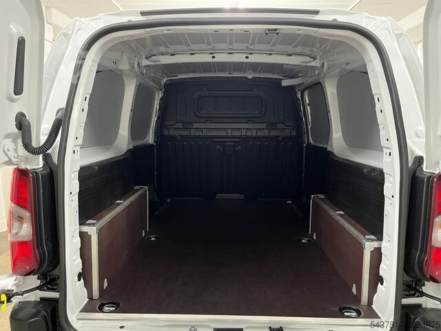 Kleinbus FIAT Doblo L2 Heavy Automatik RüKa CarPlay Allwetter