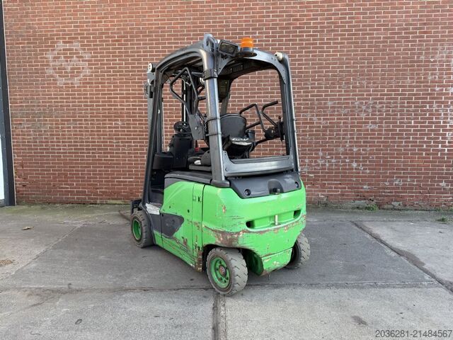 Elektrische vorkheftruck met 4 wielen Linde E20PH-02