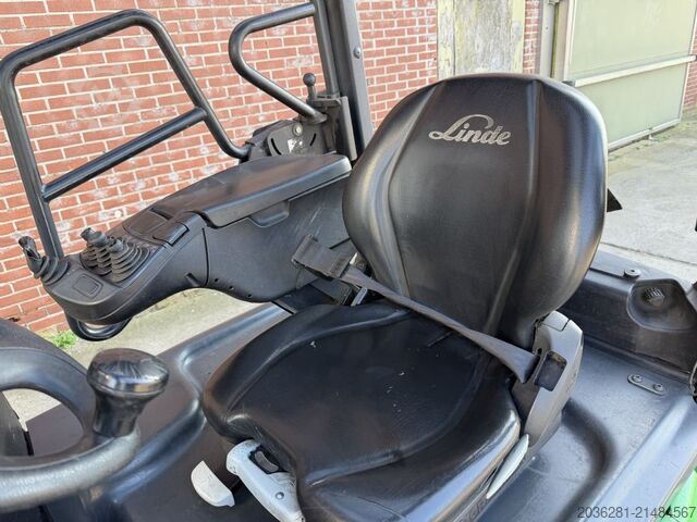 Elektrische vorkheftruck met 4 wielen Linde E20PH-02