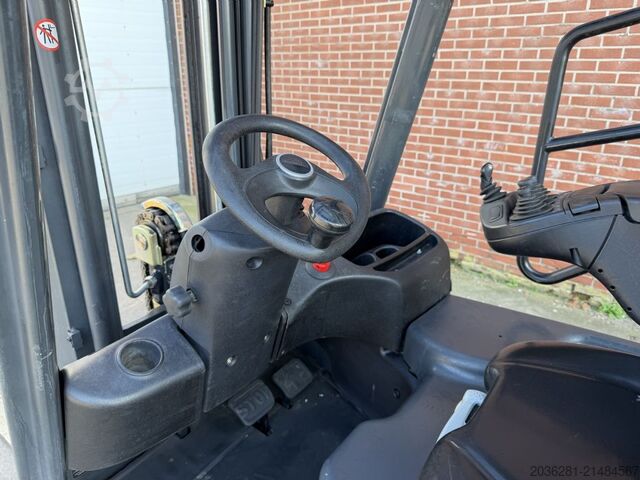 Elektrische vorkheftruck met 4 wielen Linde E20PH-02