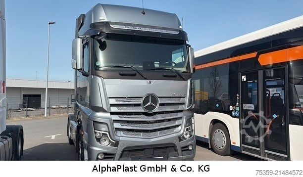 Standaard trekker MERCEDES-BENZ Actros SZM 1845 GIGA