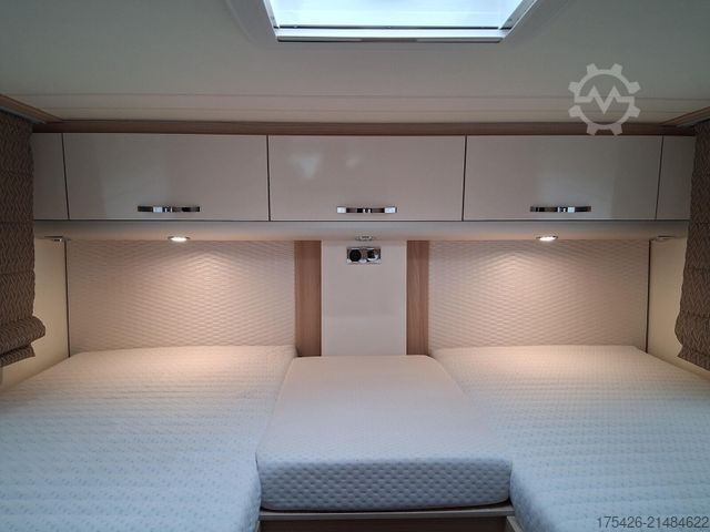 Halvintegreret autocamper BÜRSTNER Nexxo T 690G IC-Line *ohne Hubbett*