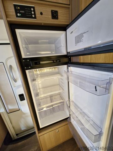 Integreret autocamper CARADO Clever+ I Edition 338 *Solar*Wechselrichter*TV*